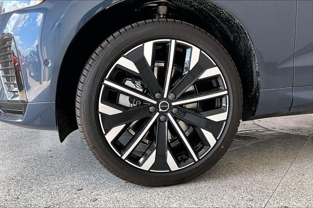 2026 Volvo XC60 Plug-In Hybrid T8 Ultra