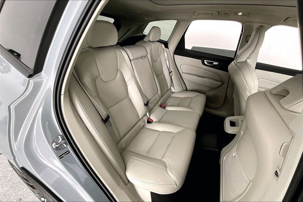 2026 Volvo XC60 Plug-In Hybrid T8 Ultra