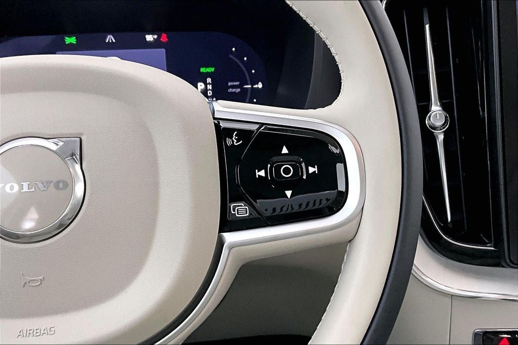2026 Volvo XC60 Plug-In Hybrid T8 Ultra