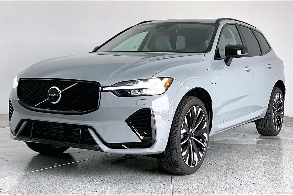 2026 Volvo XC60 Plug-In Hybrid T8 Ultra