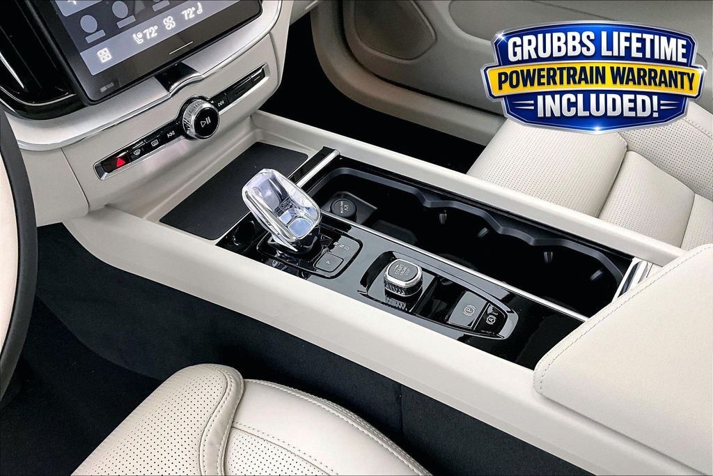 2026 Volvo XC60 Plug-In Hybrid T8 Ultra