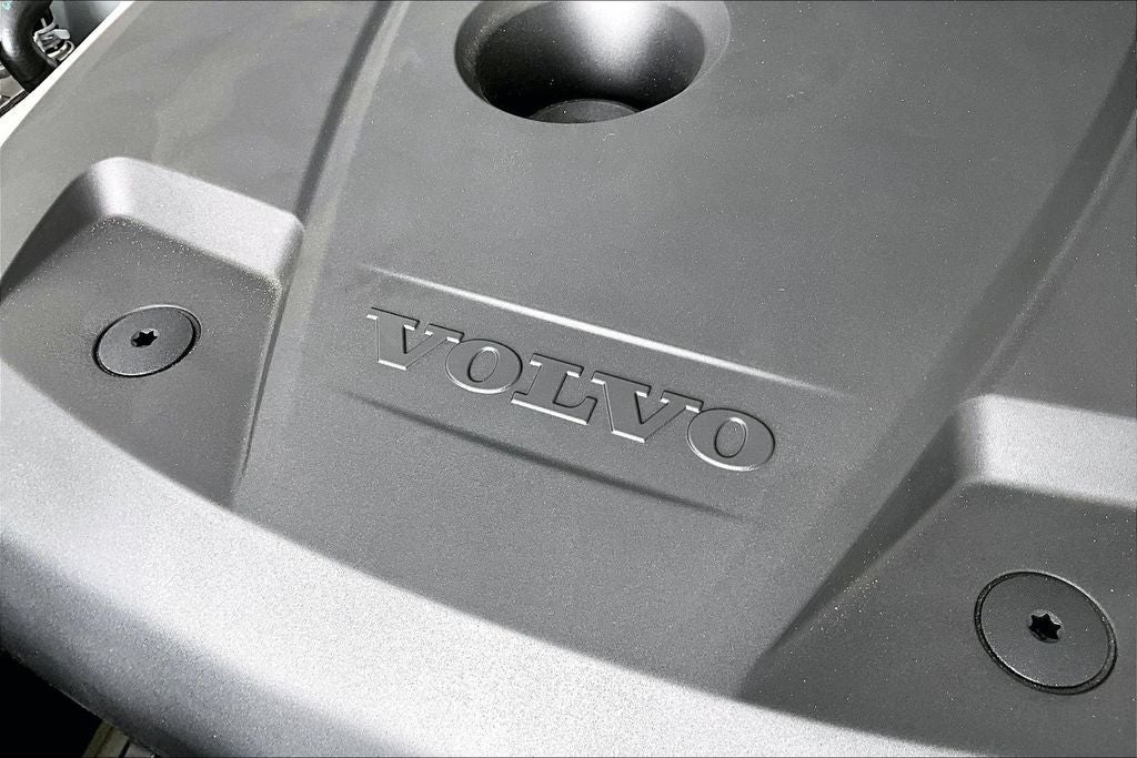 2026 Volvo XC60 Plug-In Hybrid T8 Ultra