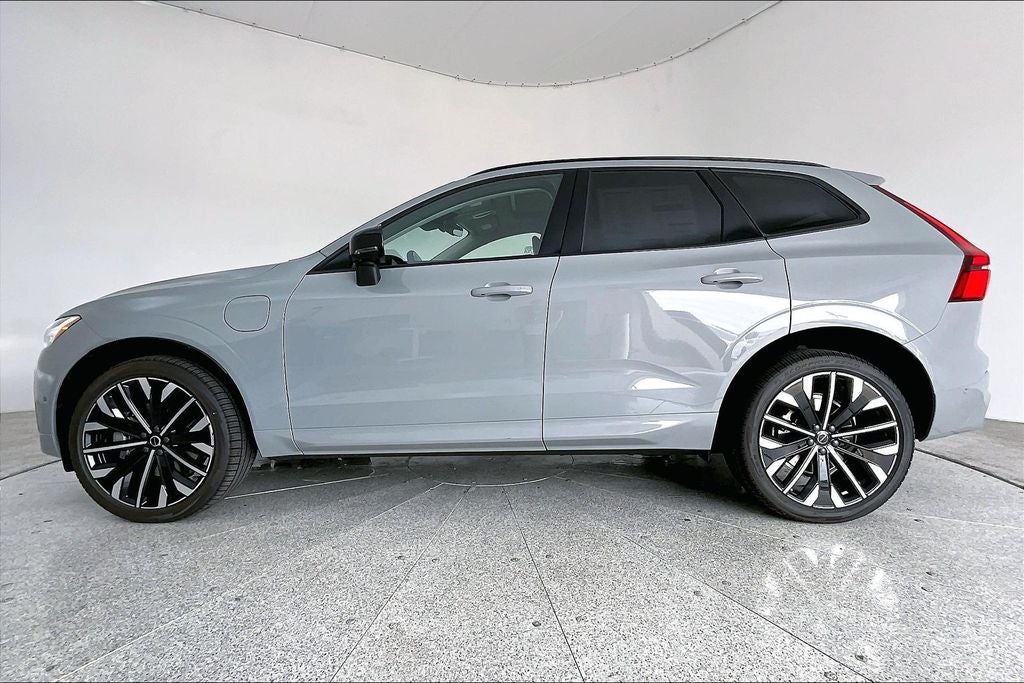 2026 Volvo XC60 Plug-In Hybrid T8 Ultra