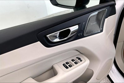 2026 Volvo XC60 Plug-In Hybrid T8 Ultra