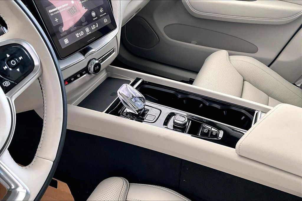 2026 Volvo XC60 Plug-In Hybrid T8 Ultra