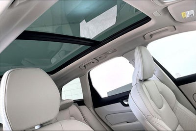 2026 Volvo XC60 Plug-In Hybrid T8 Ultra