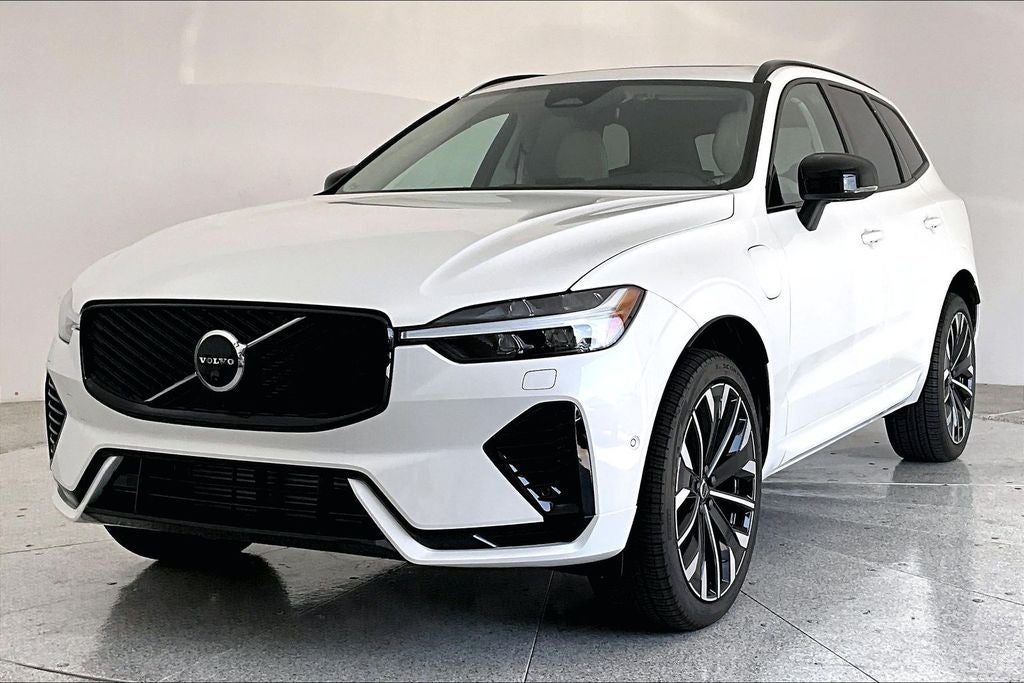 2026 Volvo XC60 Plug-In Hybrid T8 Ultra