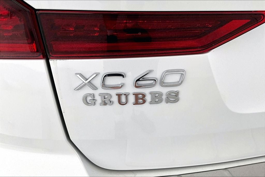 2026 Volvo XC60 Plug-In Hybrid T8 Ultra