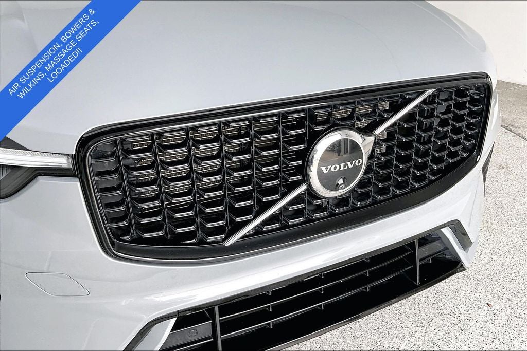 2025 Volvo XC60 Plug-In Hybrid T8 Ultra