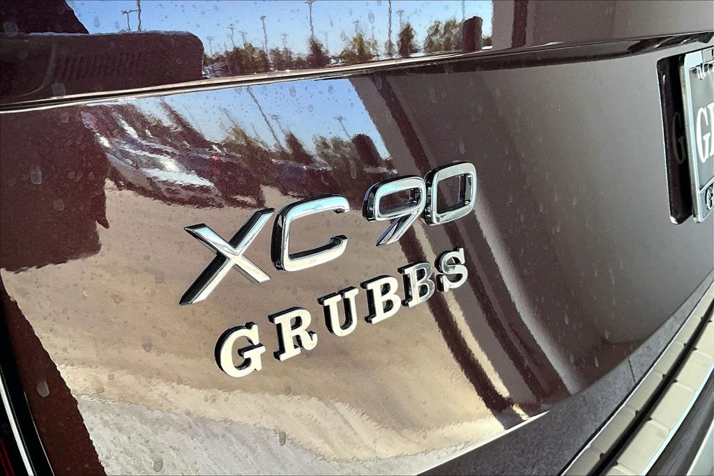 2027 Volvo XC90 Plug-In Hybrid T8 Ultra 7 Passenger