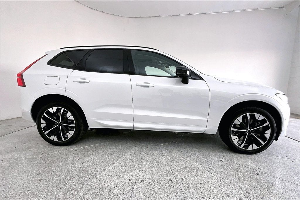 2027 Volvo XC60 Plug-In Hybrid T8 Plus