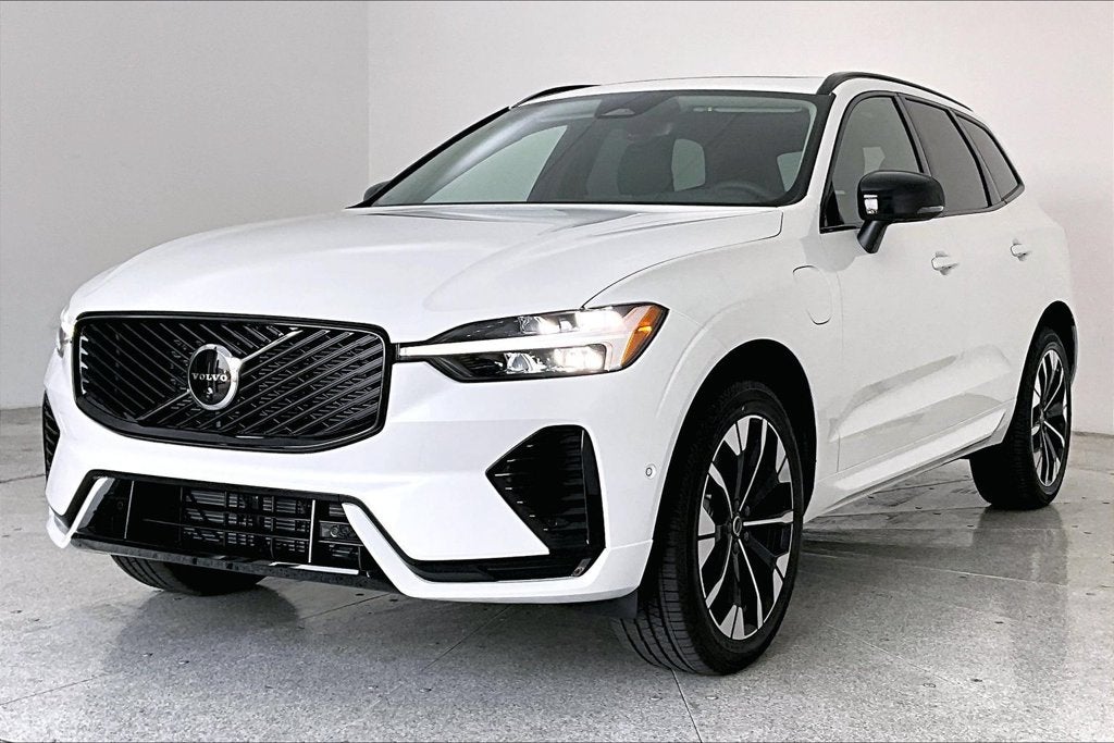 2027 Volvo XC60 Plug-In Hybrid T8 Plus