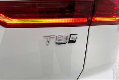 2027 Volvo XC60 Plug-In Hybrid T8 Plus
