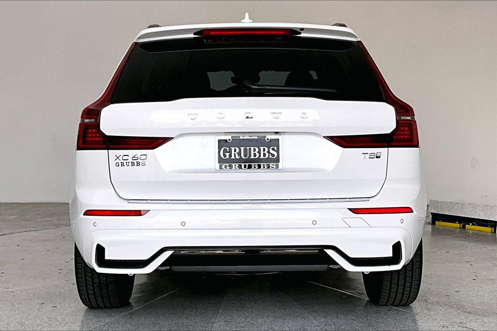 2027 Volvo XC60 Plug-In Hybrid T8 Plus