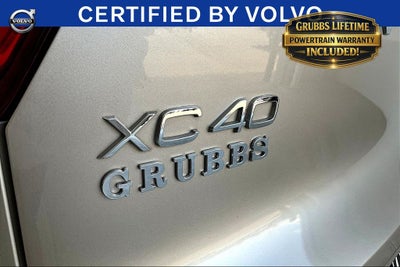 2023 Volvo XC40 B4 Plus Bright Theme
