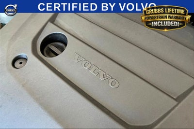2023 Volvo XC40 B4 Plus Bright Theme