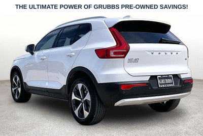 2023 Volvo XC40 B4 Plus Bright Theme