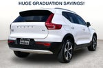 2023 Volvo XC40 B4 Plus Bright Theme