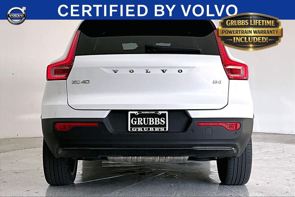 2023 Volvo XC40 Ultimate