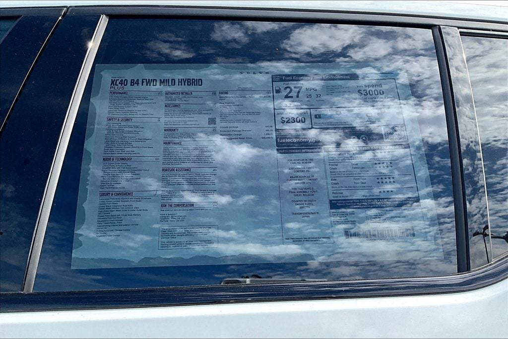 2026 Volvo XC40 B4 Plus