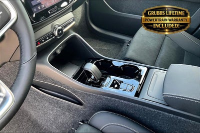 2026 Volvo XC40 B4 Plus
