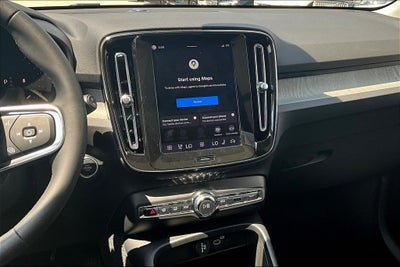 2026 Volvo XC40 B4 Core