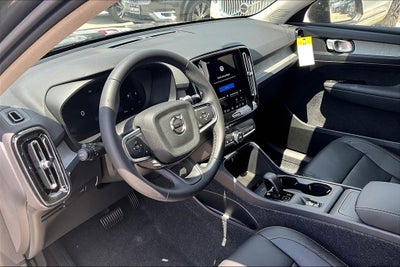 2026 Volvo XC40 B4 Core