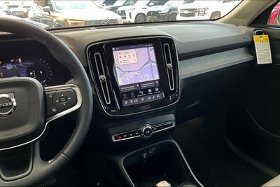 2026 Volvo XC40 B4 Core