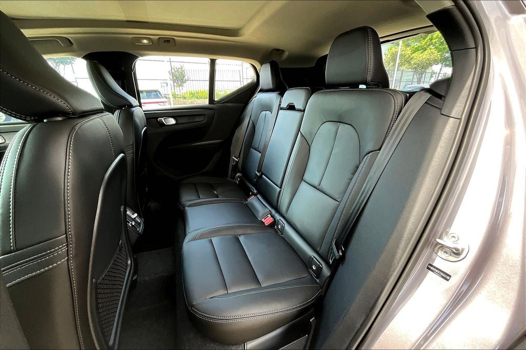 2026 Volvo XC40 B4 Core