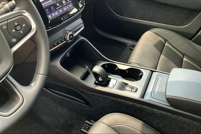 2026 Volvo XC40 B4 Core