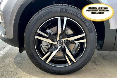 2026 Volvo XC40 B4 Core