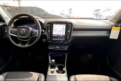 2026 Volvo XC40 B4 Core