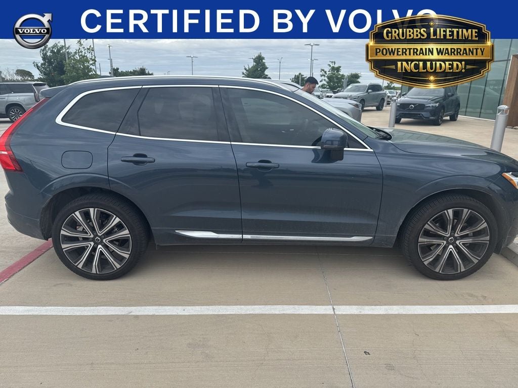 2023 Volvo XC60 B5 Ultimate Bright Theme
