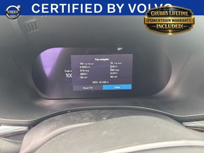 2023 Volvo XC60 B5 Ultimate Bright Theme