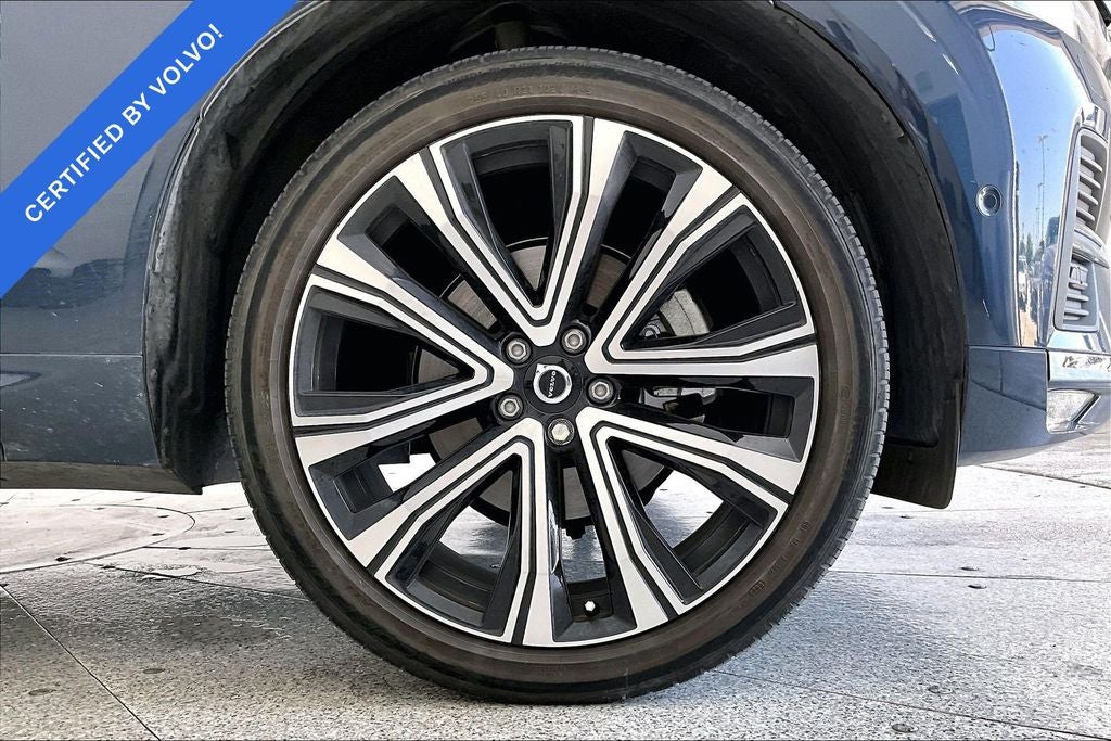2023 Volvo XC60 B5 Ultimate Bright Theme