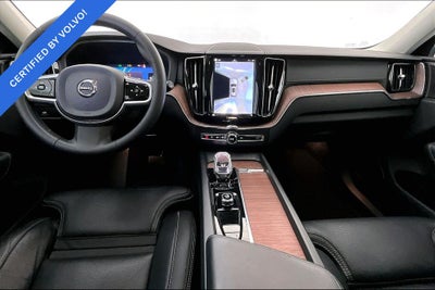 2023 Volvo XC60 B5 Ultimate Bright Theme