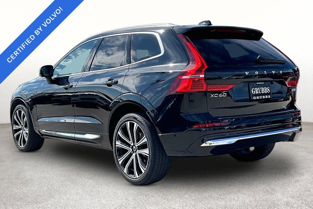 2023 Volvo XC60 B5 Ultimate Bright Theme
