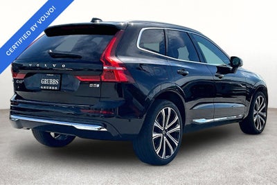 2023 Volvo XC60 B5 Ultimate Bright Theme