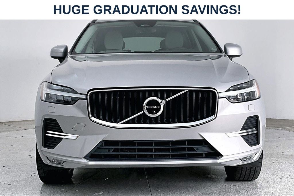 2022 Volvo XC60 B5 Momentum