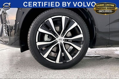 2023 Volvo XC60 B5 Ultimate Dark Theme