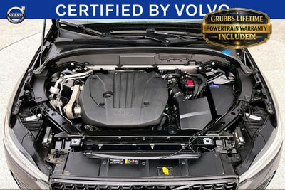 2023 Volvo XC60 B5 Ultimate Dark Theme