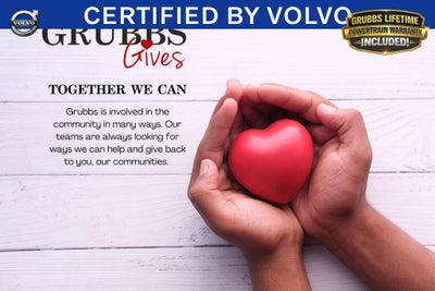 2023 Volvo XC60 B5 Ultimate Dark Theme