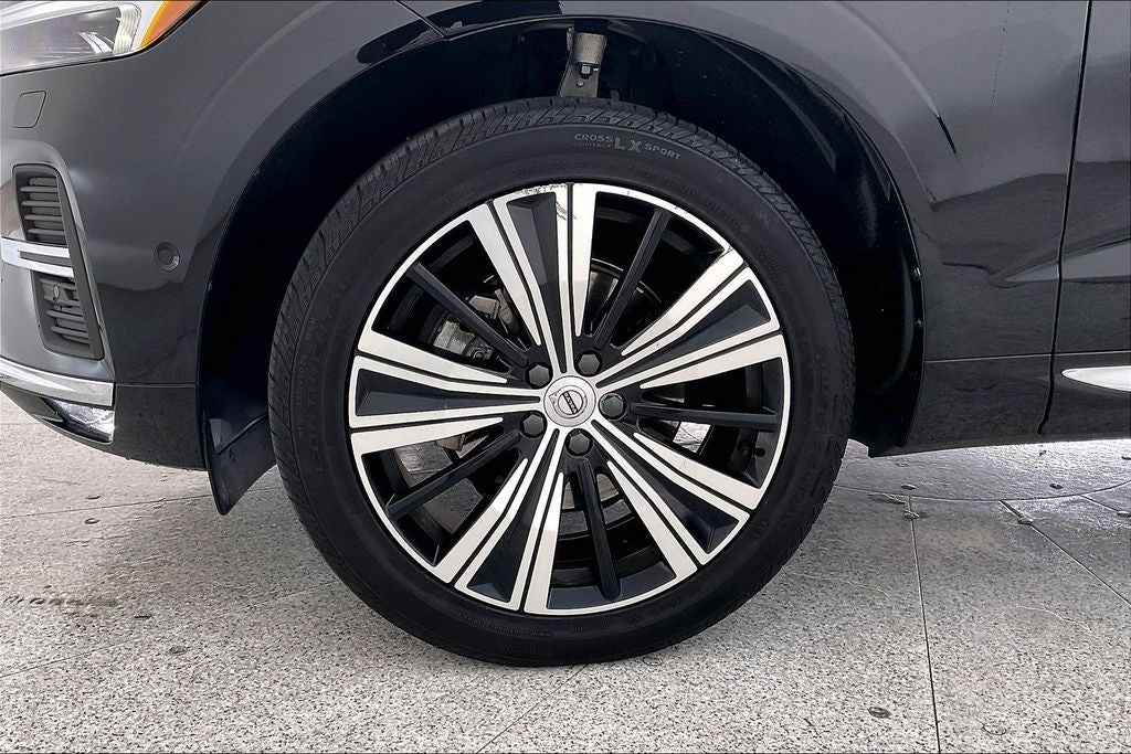 2023 Volvo XC60 B5 Plus Bright Theme