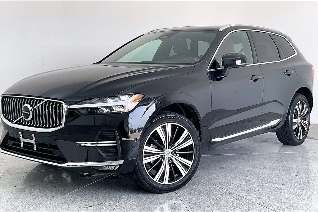 2023 Volvo XC60 B5 Plus Bright Theme