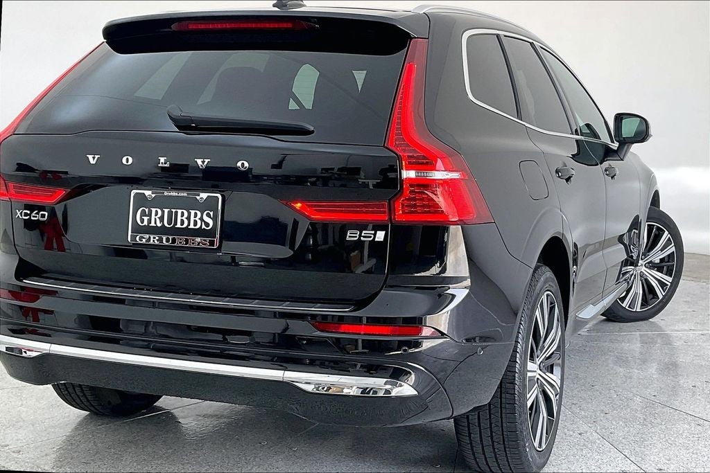 2023 Volvo XC60 B5 Plus Bright Theme