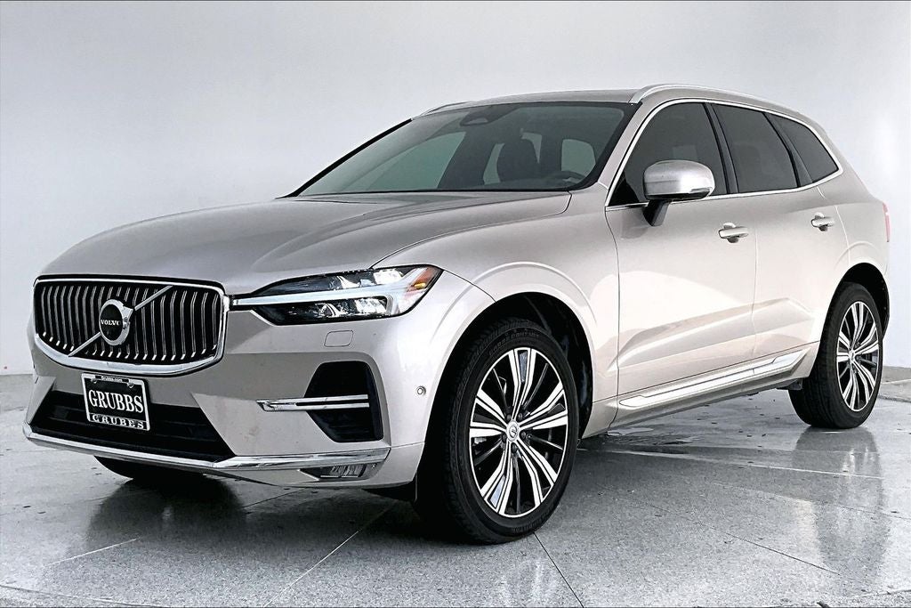 2023 Volvo XC60 B5 Plus Bright Theme