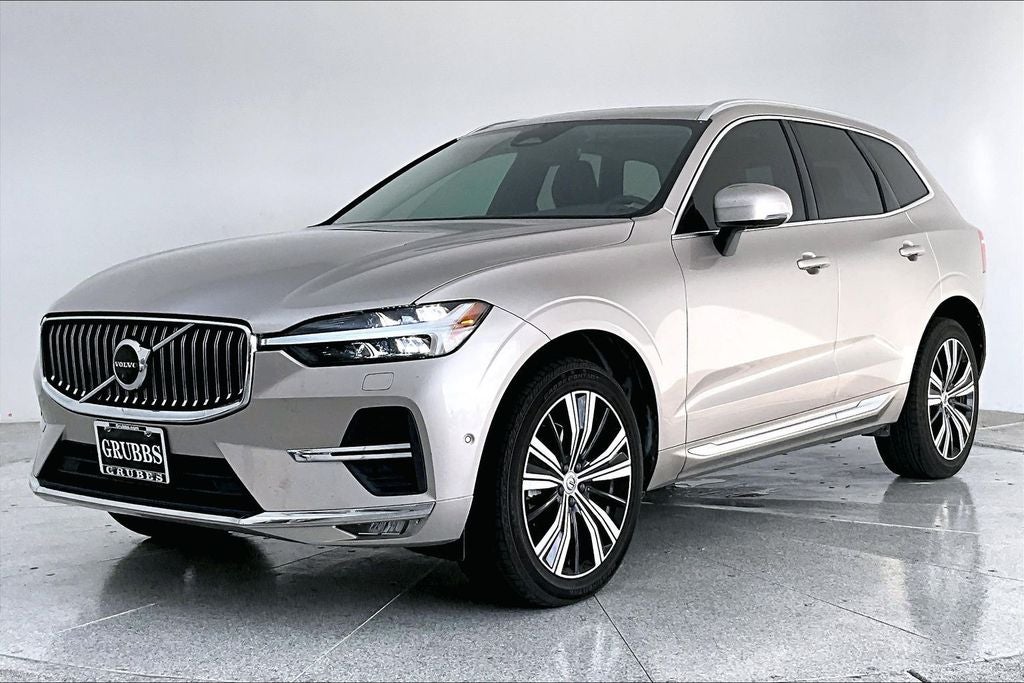 2023 Volvo XC60 B5 Plus Bright Theme
