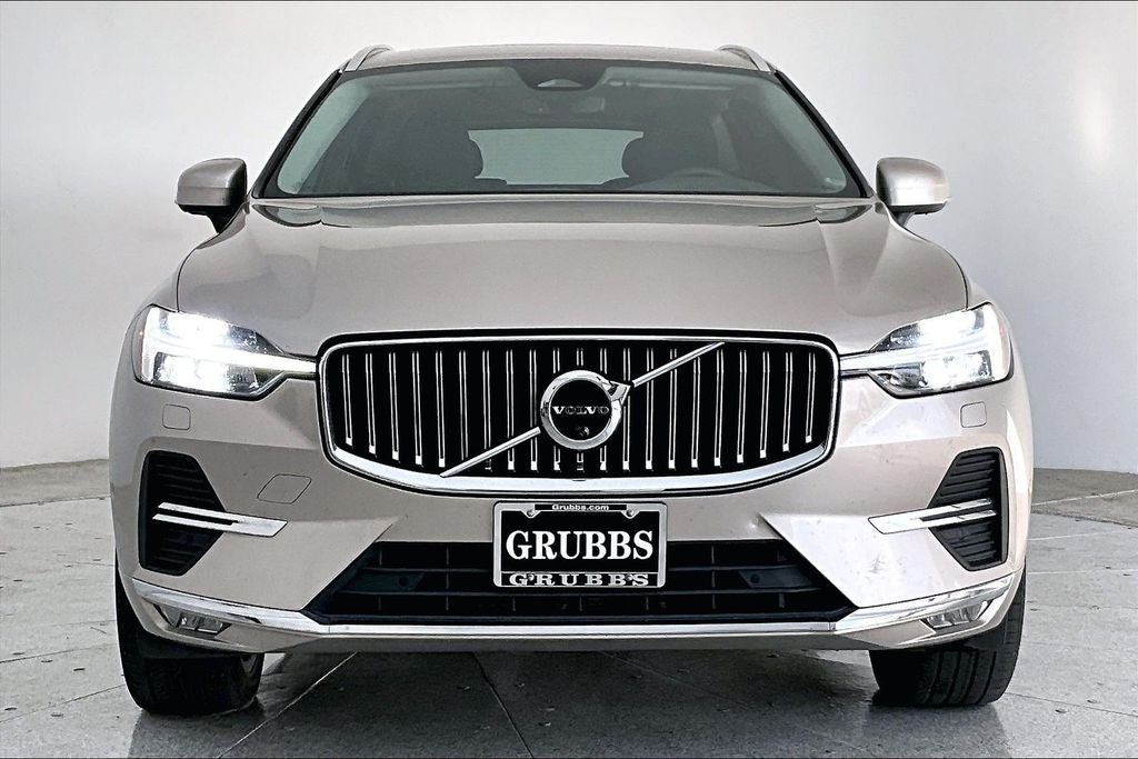2023 Volvo XC60 B5 Plus Bright Theme