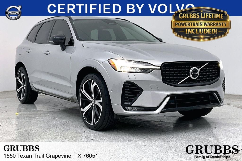 2023 Volvo XC60 B5 Ultimate Dark Theme