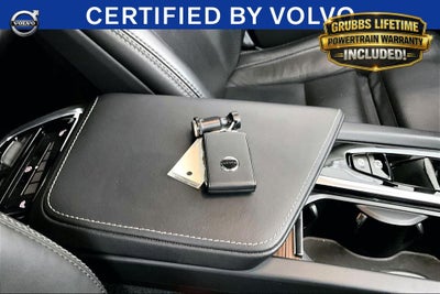 2023 Volvo XC60 B5 Ultimate Dark Theme